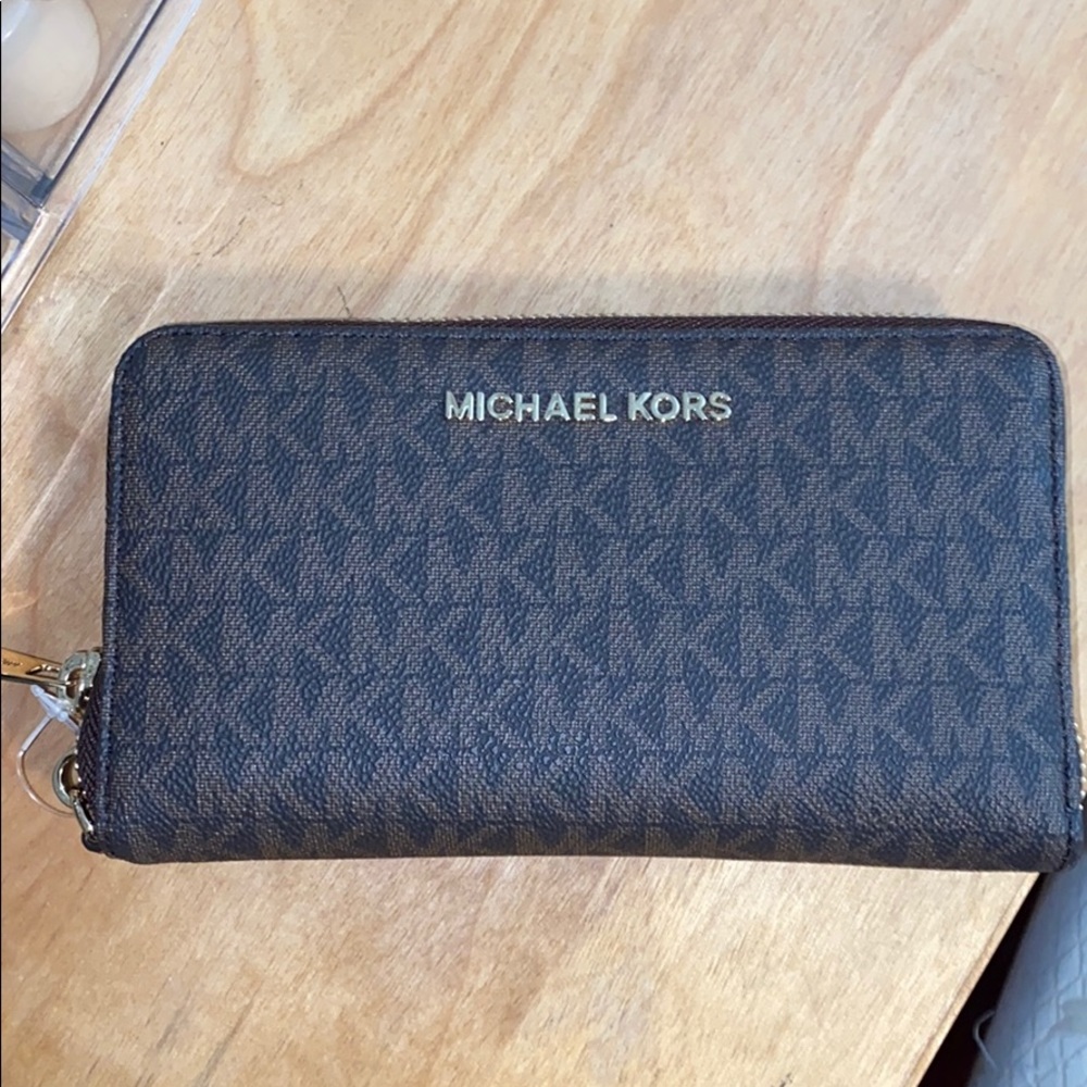 Michael Kors wallet